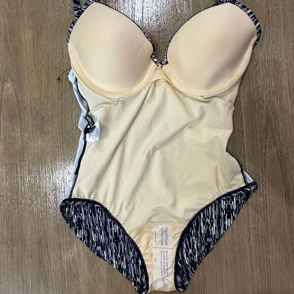 MiracleSuit Captivate One Piece Swimsuit size 10 - Picture 10 of 12